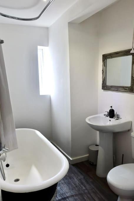 No.9 Guesthouse Burnley Eksteriør billede